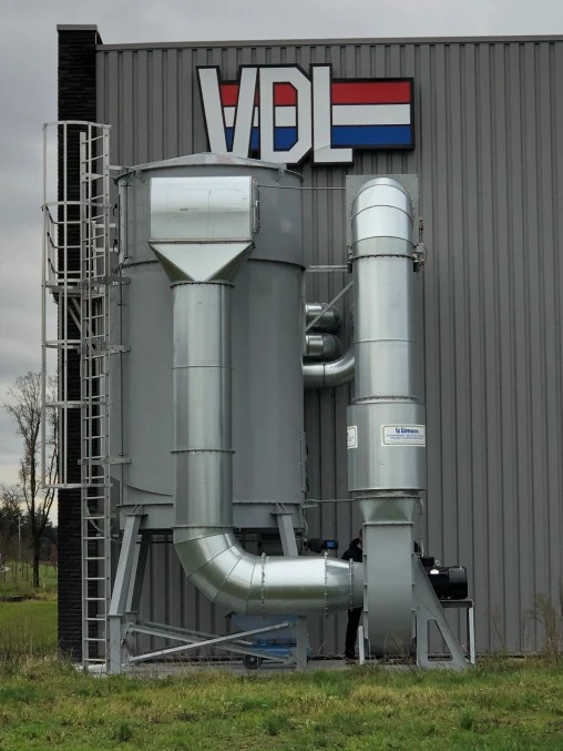 Dust extraction installation from the VDL case